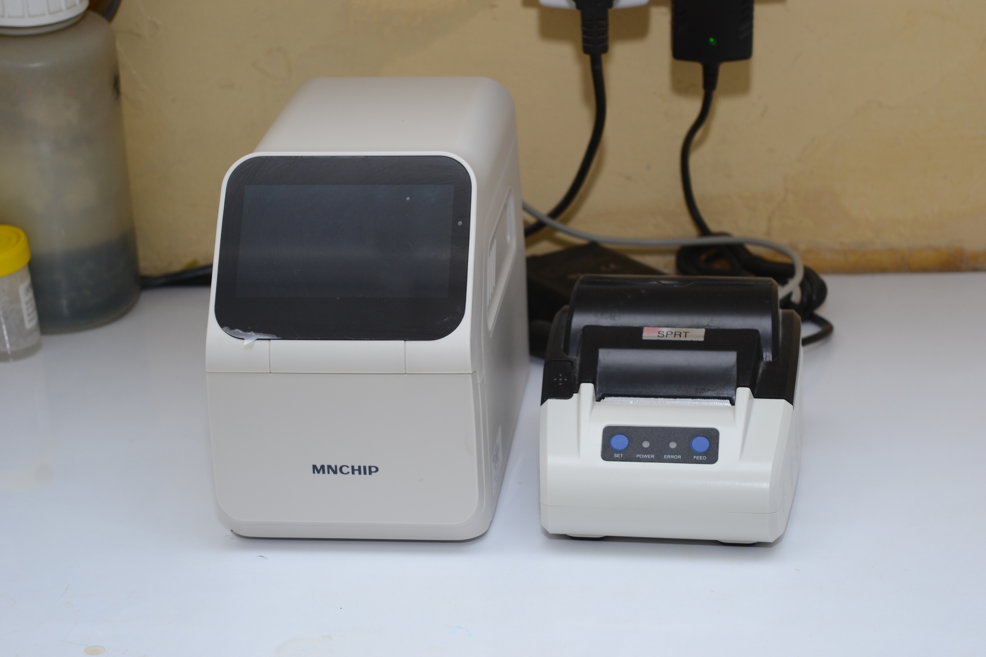 https://wananchihospital.org/wp-content/uploads/2022/07/Blood-Chemistry-Analyzer_.jpg
